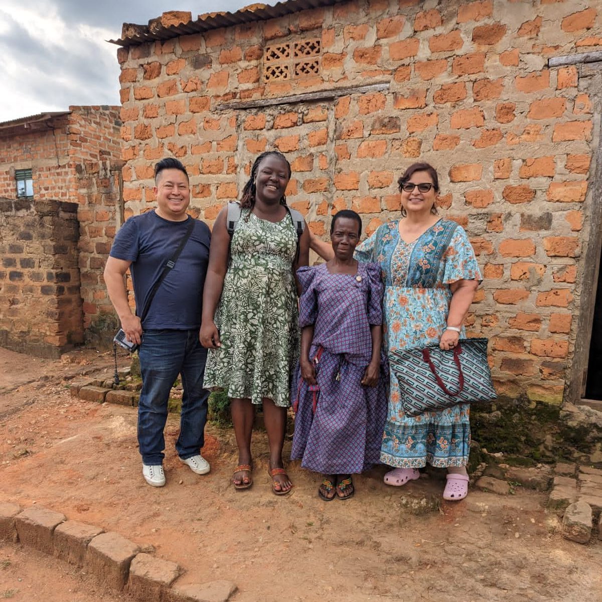 wellsofhope's tweet photo. Thank you for your continued support for the children and their families. Here's a bulletin of what we have been up to:

Shining Love In Hearts Of Inmates And Their Families🤗: https://t.co/GzWIK7c9dr 

@ChintUganda
@shepherdchurch
#newsletter https://t.co/aaUABiIFET