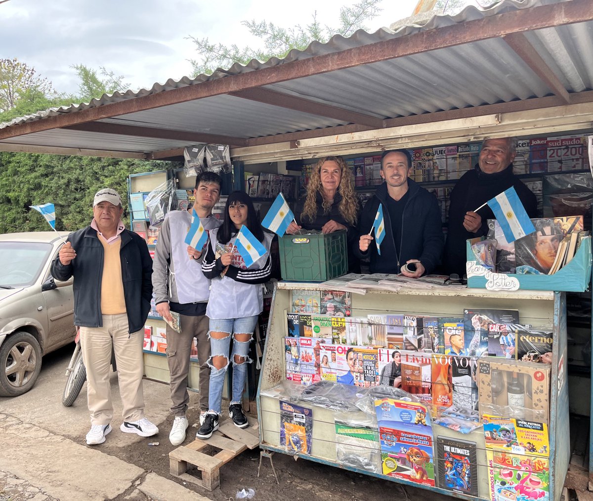 sebasneuspiller's tweet image. Compartimos la pasión por nuestro país 🇦🇷.

Con esa pasión y juntos vamos a construir el Pilar, la Provincia y la Argentina que nos merecemos. 

#9deJulio #PasiónxArgentina #PasiónxPilar