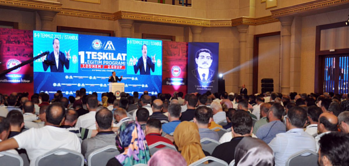 Eğitim-Bir-Sen 7. Dönem 2. Grup Teşkilat Eğitim Programımız İstanbul'da tamamlandı.

Eğitimlerle gücümüze güç, niteliğimize nitelik katıyor, aynı zamanda yeni toplu sözleşme süreci için de hazırlıklarımızı sürdürüyoruz.

Kamu görevlilerine seçim öncesi verilen vaatler konusunda