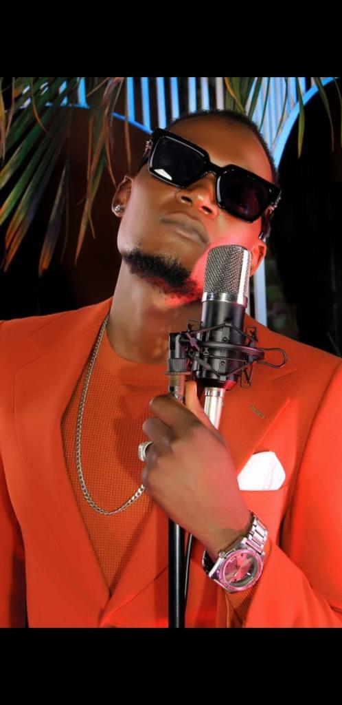Djaydennofans's tweet photo. Now playing #Akadde @SamaSojah 
#Galaxyafterbeachparty l @GalaxyFMUg https://t.co/WtusaUUFJz