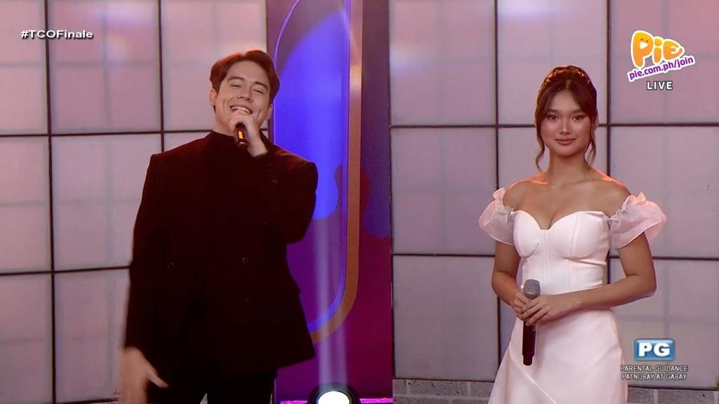 PrincessFrance's tweet photo. Ang dashing ni @jmsnblake at ang gorgeous ni @MissKareee !!! #TCOFinale https://t.co/NkMOsDZqwd