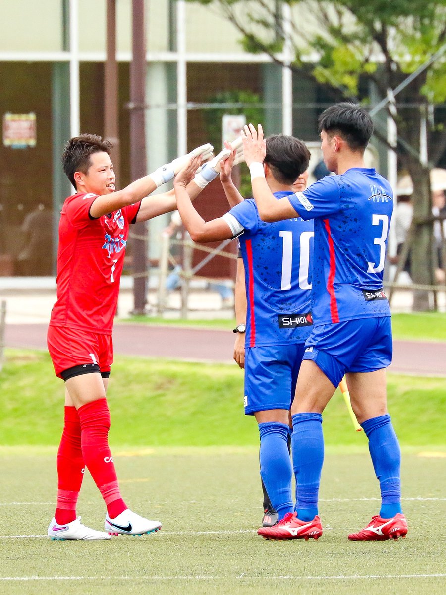 ctr_ryo's tweet photo. 2023年 #東海社会人サッカーリーグ
第10節vs FC.Bombonera
1-0 WIN🔥
シーズン始まってすぐに、鎖骨を骨折し、手術してから2ヶ月半。
蒸し暑い中でのゲームでしたが、粘り強く、タフに闘いました!
次節に向けて、良い準備を。
#AS刈谷
#vamos 🔥
#superpositive
#笑門来福
#夢なき者に成功なし https://t.co/srlb1yOkEy