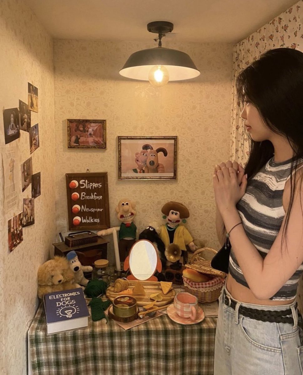 THE PRETTIEST PRECIOUS LITTLE SUNSHINE