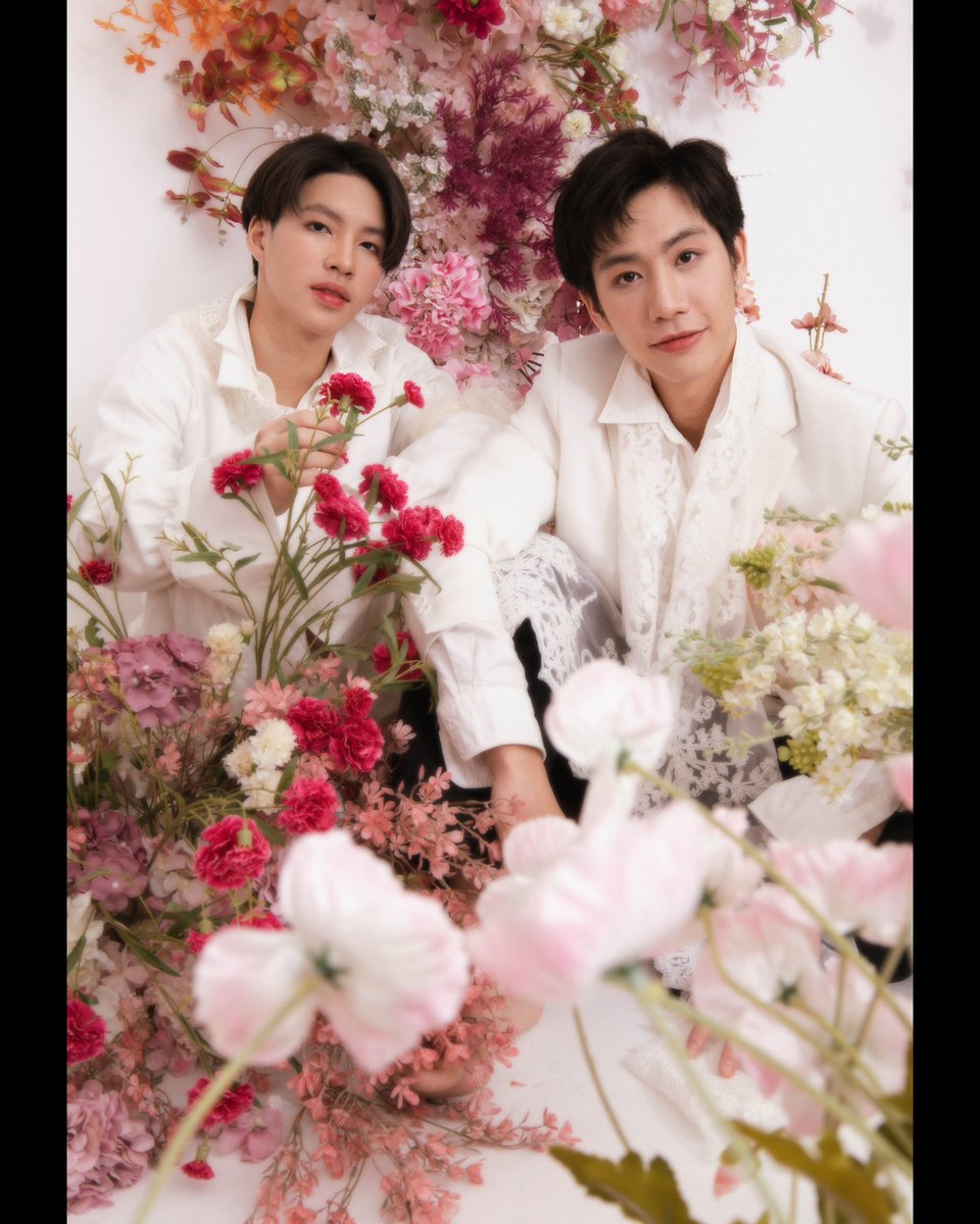 Boyyofgodseries's tweet photo. •BOSS• x •RIW•
#BOG_GODs_GARDEN
#ARTIST_PROFILE
#BLOOM_LIKE_FLOWER #BOYYOFGODTHESERIES
#ลูกรักพระเจ้าเดอะซีรีส์ https://t.co/ZZ5zmgWrI9