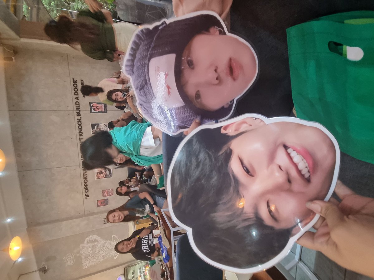 Seokjinwonu_8's tweet photo. #abloomwithhuisoonwon thankyouu for inviting goingyellowph 🤸♀️💛🫶 to more events~~~
@17_cups #going17cups #goingyellowph https://t.co/m04zoYIIsz