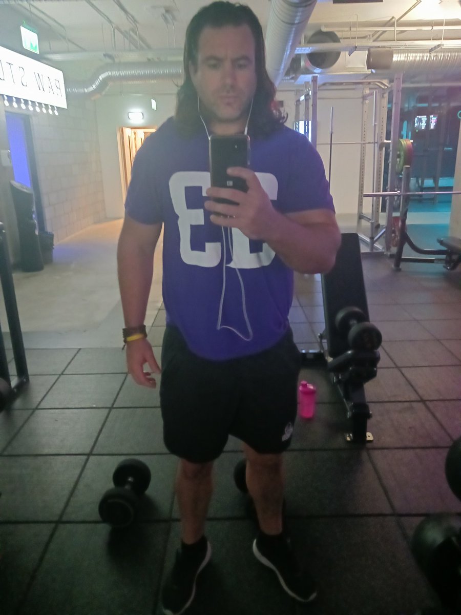 boschmerchant's tweet photo. Reckon I could do a job in free agency at TE for the Vikings!
Feeling strong, fast and athletic!
Getting the kit off soon #projectthor https://t.co/CTlQycq000