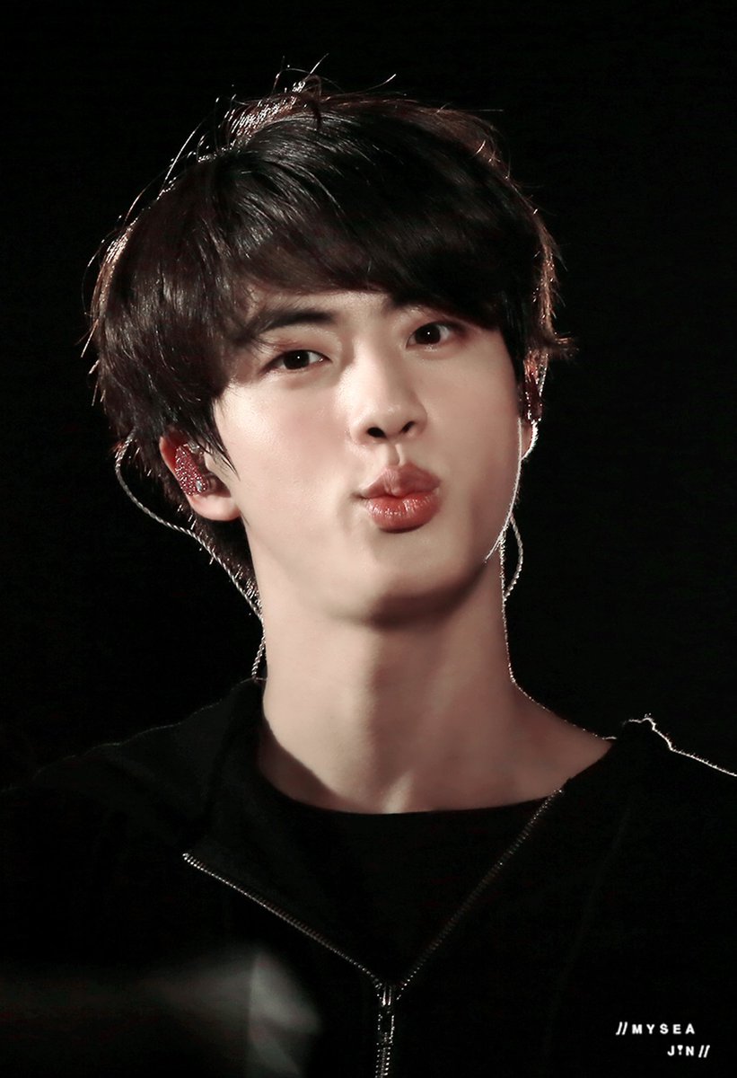 Seokjinpicss's tweet photo. #JIN ✯⁠✯⁠ https://t.co/ENEWvnF5mA