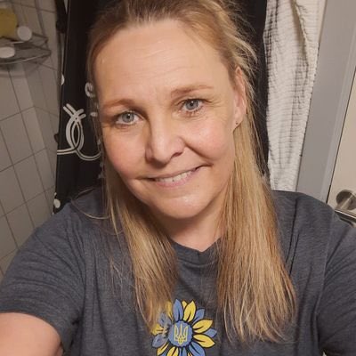 IWraae's tweet image. "Behind every #Fella is a real person who believes in #Ukraine's victory." -@kajakallas