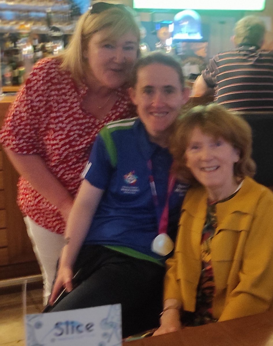 SOwexford's tweet photo. We had lots of chat and catching up to do at our homecoming celebration party https://t.co/mSXzBnJSWv