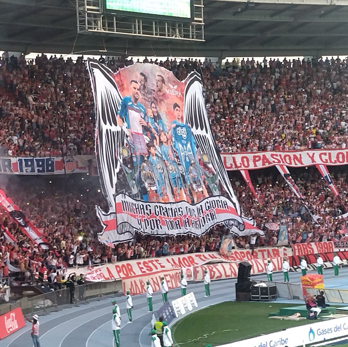 EDHB90's tweet image. Gracias eternas #Cap1 @sebavierareal