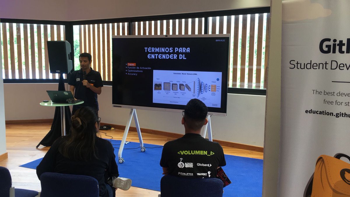 OpenlabEc's tweet photo. #ElHackathon de @guayaquiltech avanza en su segunda jornada, muchas gracias a todas y todos quienes participaron del primer día.

Hoy tendremos nuevos retos, charlas y aprendizajes alrededor de la innovación, tecnología y programación.

¡En breve comenzamos!🚀🧑‍🚀🎆 https://t.co/i3V56x5p6X
