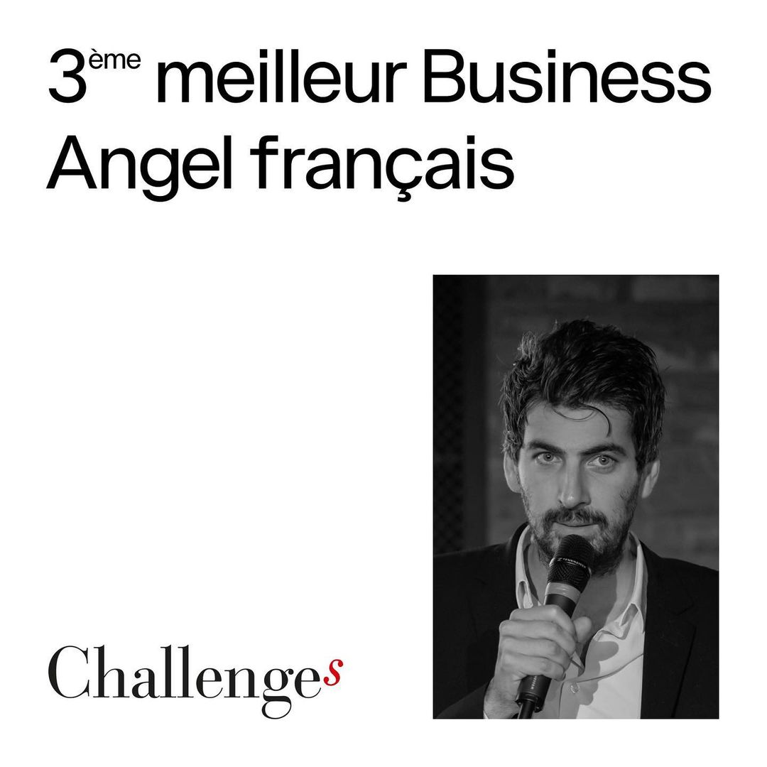 AndreaBensaid's tweet photo. Un rêve enfin réalisé.

Chers amis,

J'aimerais partager avec vous une nouvelle qui m'a beaucoup touché.

Non pas pour le résultat du classement, même si je vous rassure, le goût de la compétition m'habite toujours 😊

Mais parce que la première chose à laquelle j'ai pensé en découvrant cette nouvelle, c'est moi il y a 10 ans, quand j'avais 24 ans, et simplement des rêves en tête.

Le rêve d'entreprendre, le rêve de me réaliser, le rêve de trouver enfin ma voie car qu'on se le dise, quand on est jeune, c'est très difficile de savoir ce qu'on veut faire et d'en trouver la motivation.

Certains même ne trouvent jamais, c'est pour dire la difficulté...

Alors ce résultat, c'est pour moi la consécration d'avoir toujours cru en mes rêves et même si parfois ce n'était vraiment pas facile, d'avoir toujours gardé le cap.

En 2014, je disais à mon meilleur ami « J'aimerais tant pouvoir gagner 2000 euros par mois, tu t'imagines le rêve, tu es chez toi, tranquille pépère, et ton site te rapporte tous les mois 2000 euros, sans rien faire, quel rêve. »

Aujourd'hui, je lève la tête et le magazine   me récompense pour avoir investi plus de 2m d'euros dans des startups de la Frenchtech !

Ma femme de ménage, Naima, qui me suit depuis mes 20 ans, aime me dire que je peux être fier car je la cite « c'est de l'argent Halal Andréa. »

Je comprends aujourd'hui plus que jamais ce qu'elle veut me dire, vous n'imaginez pas la fierté d'avoir gagné chaque euro de ces 2m d'euros investis.

Je plains celui qui n'a jamais fait de sacrifice pour réaliser un rêve et j'encourage tous ceux qui doutent à ne jamais baisser les bras car je commence à douter sérieusement du bonheur immédiat.

Les philosophes aiment dire que le meilleur moment est toujours quand on désire quelque chose que quand on l'obtient, et bien peut-être qu'ils devraient rajouter que quand on s'est vraiment battu pour, alors dans ce cas précis - on pourra profiter tout aussi pleinement de la réalisation.

Enfin, j'ai évidemment une grosse pensée envers tous mes collaborateurs chez Eskimoz car cette réussite je la dois uniquement au succès de mon entreprise, à rien d'autre.