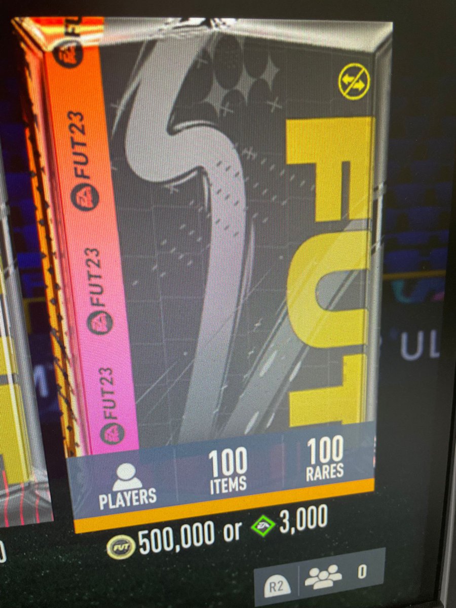 TwoSyncOfficial's tweet photo. I'll give somebody 3000 FIFA Points to open this who replies.

Must be following, will pick somebody tomorrow afternoon 😎 C https://t.co/iKbUtSR2O9