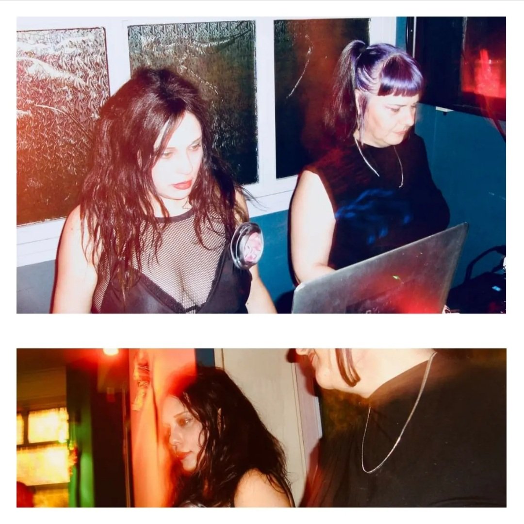 Ladydust's tweet photo. Thanks everyone who honoured Ladydust &amp; Niki at our Selofan set.
See u at this spot again in September....
#somegirlswanderbymistake
#ladydust
#nikit https://t.co/1rzHcmJDkV