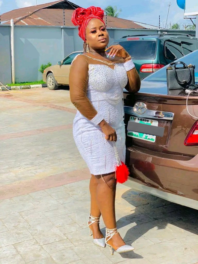 AlphaQueen1212's tweet photo. Even when life be life-ing, God be God-ing❕❕❕❕
& imma stick beside him 🤍🤍🤍❤❤❤
HAPPY SUNDAY HONEY 😍
#jeeskitchen #uyofoodvendor #onlinefoodvendor #creativesbyJEE https://t.co/SJwloWVgkC