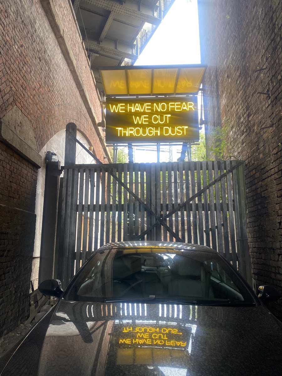 An hour walk & guided by a series of voice messages explored ‘We cut through the dust’ @mcrstreetpoem & Blast Theory interactive work. Great use of tech. I thought it’s good experienced as solo walk than rocking up with friends.