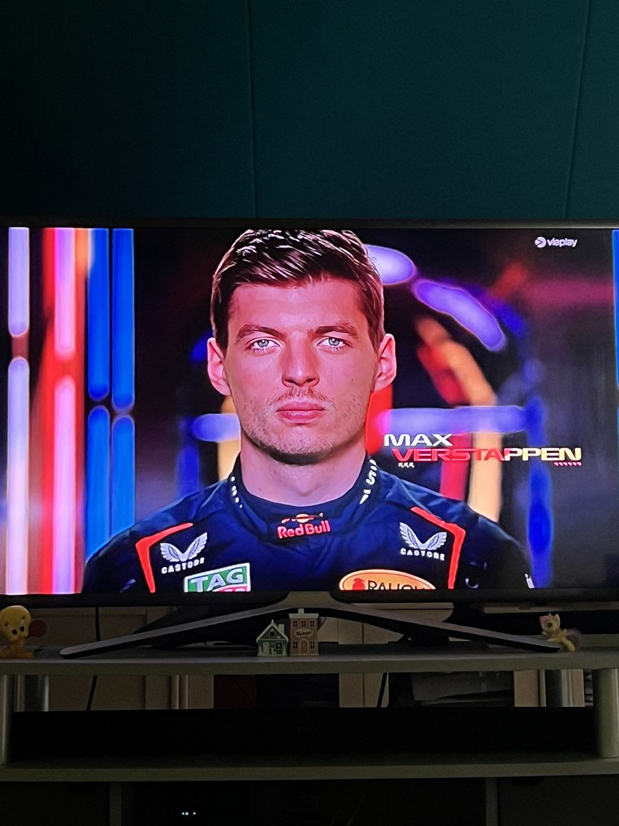There we goooooo. Go max #f1 #SilverstoneGP #maxverstappen