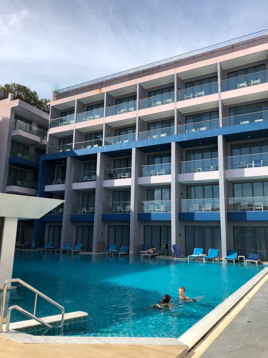 NIRACHA1505's tweet photo. 🌼🌸  ดังนั้นจะมาพักผ่อนเหมือนกันไม่ได้  🌊🏄🏻‍♂️🪼🌅🪸 

#bluesotelsmartkrabiaonangbeach #krabi #อ่าวนาง #ที่พักกระบี่ #รีวิวที่พัก 

Krabi 7.7.66📍 https://t.co/1NPbNkHoea