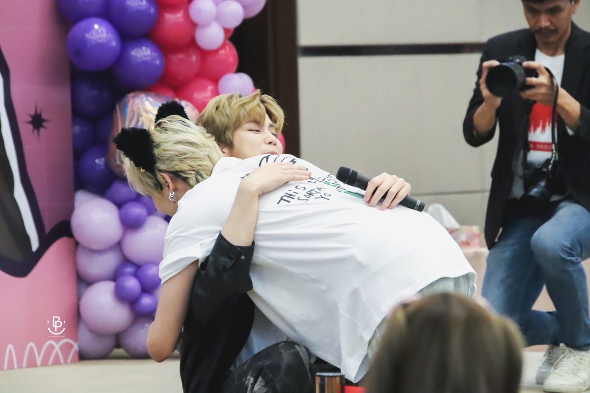 AmyAqua8's tweet photo. Having each other is the greatest birthday gift ever. Best Partner ❤️✨
#BounPremBDPinJP 
#บุ๋นเปรม 

Boun's birthday:            Prem's birthday: https://t.co/vk6K9fp51T