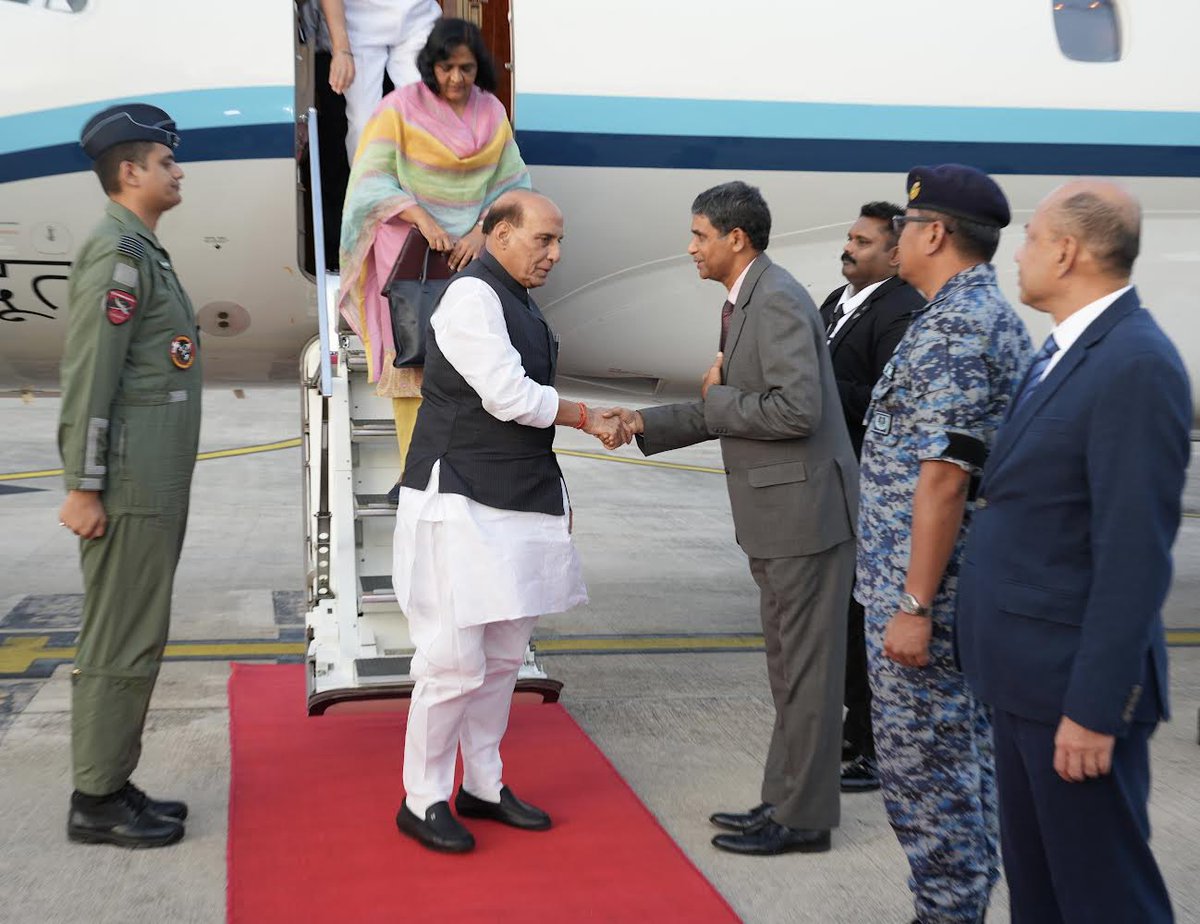 DefenceMinIndia's tweet photo. Raksha Mantri Shri @rajnathsingh reached Kuala Lumpur on a three day official visit to Malaysia. @hcikl https://t.co/B40DCdUrrk