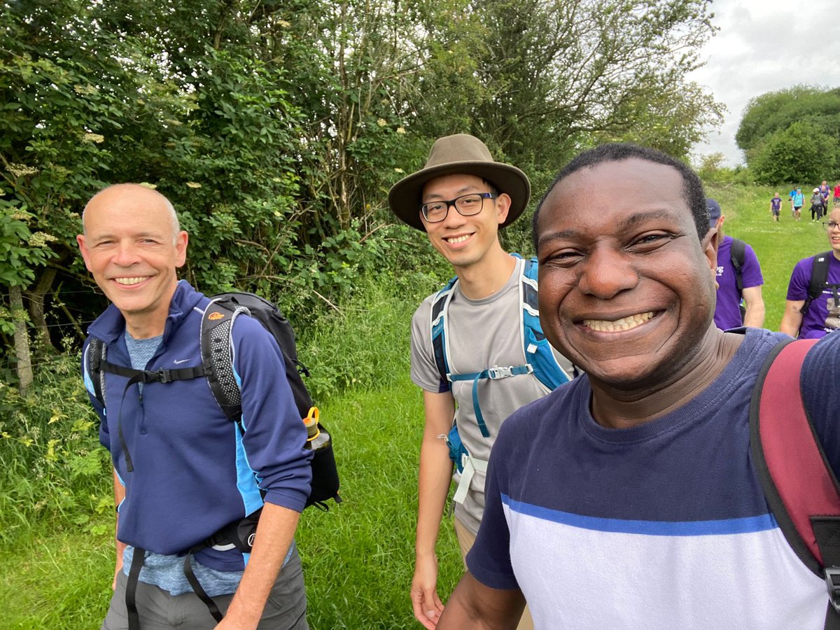 RamVaidhyanath's tweet photo. Our fantastic Head &amp; Neck Team @NicLRIRTD @Amyebarnes17 @Kjdot14 @V_Lam11 @dejolaleye @LeicshN Peter Conboy &amp; Narendra Reddy have managed to raise over £11000 for @BrownDogCancer Please DONATE: https://t.co/iO5P72769h https://t.co/3jrUTx4aW7