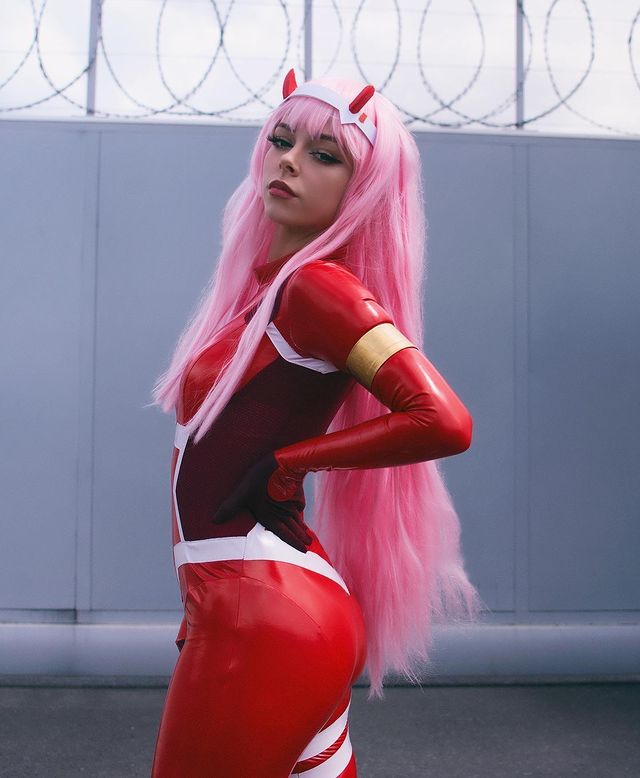"weakling's die, big deal." 

#cosplay  #cosplayergirl #egirl #DarlinginthefranXX #onlyfans #onlyfansbabe