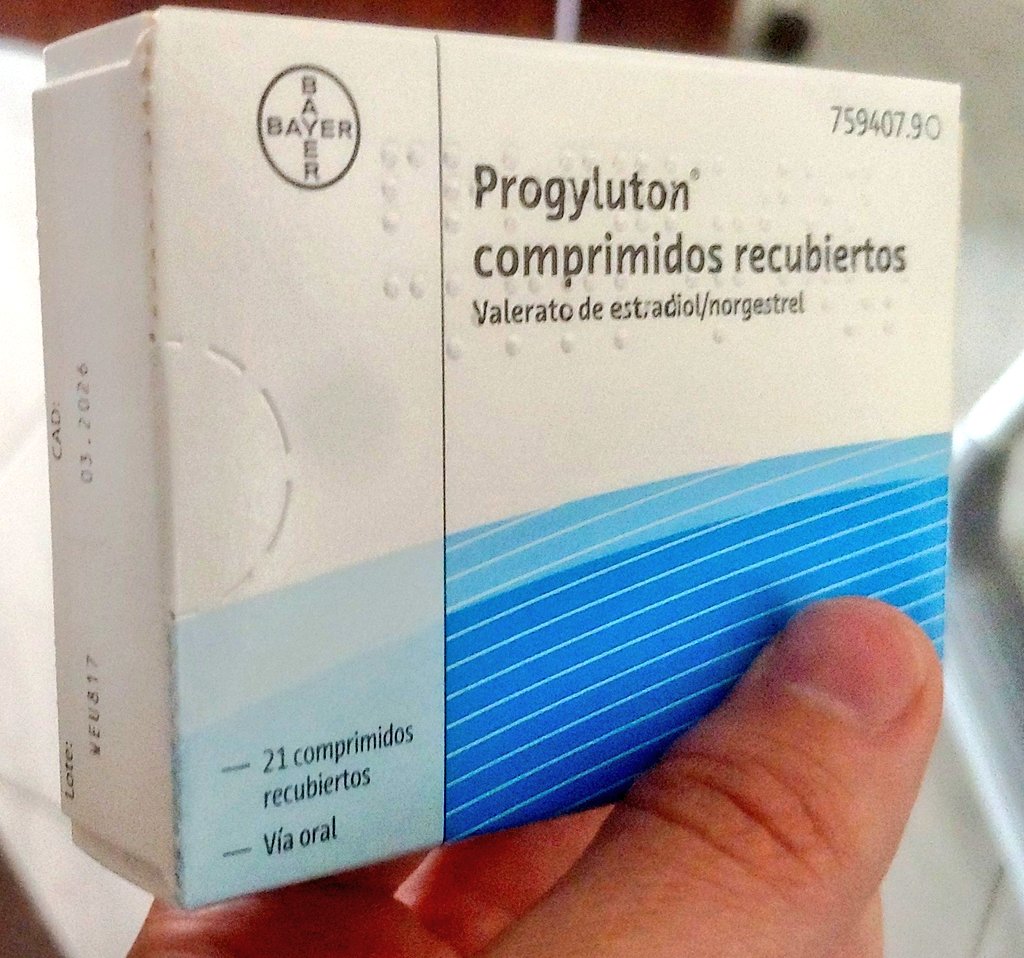 osaca777's tweet photo. #infertilpandy Tengo 1 caja casi completa de "Clexane" y unas 5 cajas de "Progyluton". 
Si alguien por #Oviedo lo necesita que me lo pida, si no lo tiraré. 
Un saludo! https://t.co/VRffPEGJUo