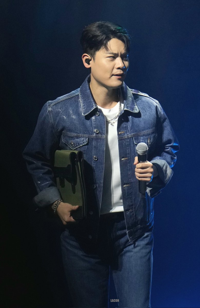 2023.07.09  라포엠 OST
콘서트  <한여름밤의 라라랜드>

화난 톡히와 목걸이
#라포엠 #LAPOEM
#유채훈