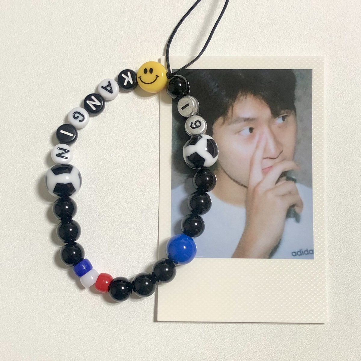 nemomiem's tweet photo. #RT event 🫧

⚽️🇫🇷강인이 PSG 이적 기념으로
❤️‍🔥 Kang in 19 폰스트랩(키링으로 활용가능)을
추첨을 통해 1분께 드립니다! 
(폴라로이드 X, 스트랩만 O)

⭐️ 7월 11일 오후 3시 당발
⭐️ RT만 하셔도 됩니다
⭐️ 축구 계정 &amp; 후기 남겨주실 분

#이강인 https://t.co/dzQygV09Bb