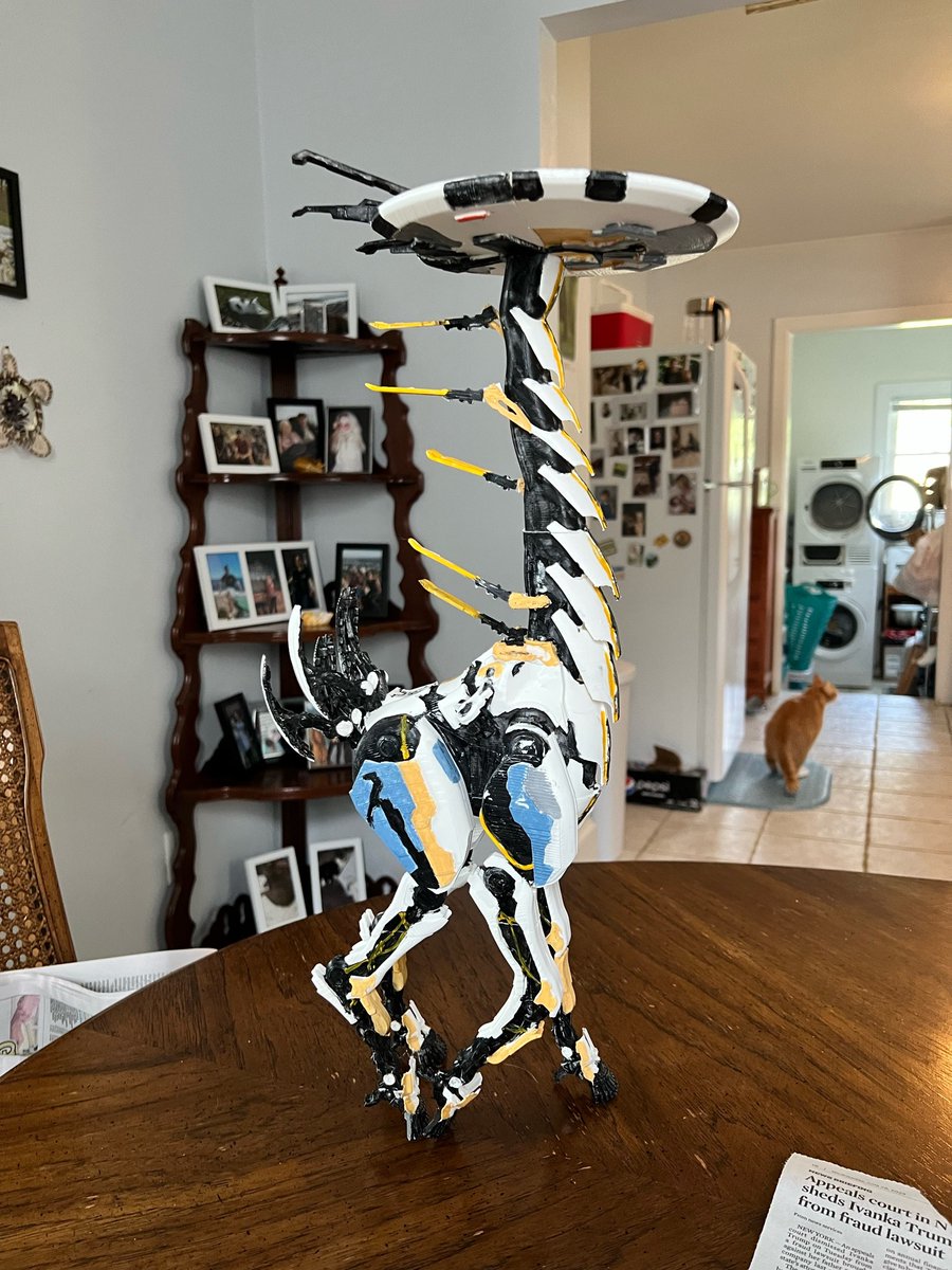 finrays's tweet photo. I don't post here very often, but after three attempts and literal tears over printing, painting, and assembling this model... she's FINALLY done. I kinda want to take some nature pics with her, but I'm kinda scared of breaking her lol #HorizonForbbidenWest https://t.co/VAYyuY6beT