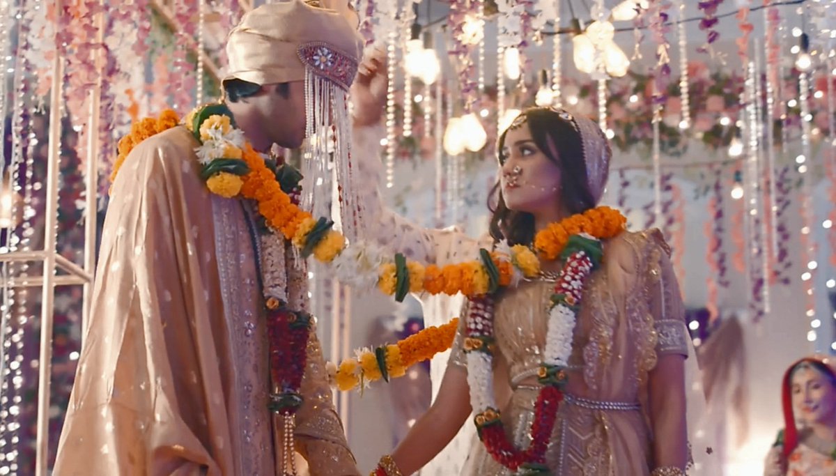 AnishaS_tweets's tweet photo. SumLok wedding aesthetics. 🤧❤️
#AshiSingh | #SyedRazaAhmed | #SumLok | #MeetOnZee https://t.co/MLS6260wbk