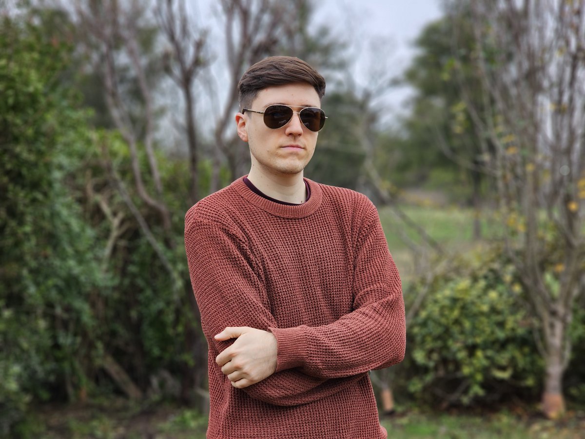 nicolasfischman's tweet photo. 📸 modo retrato P60 Pro, S23 Ultra, iPhone 14 Pro

📏 misma distancia para cada foto https://t.co/nRYwRnG3nD