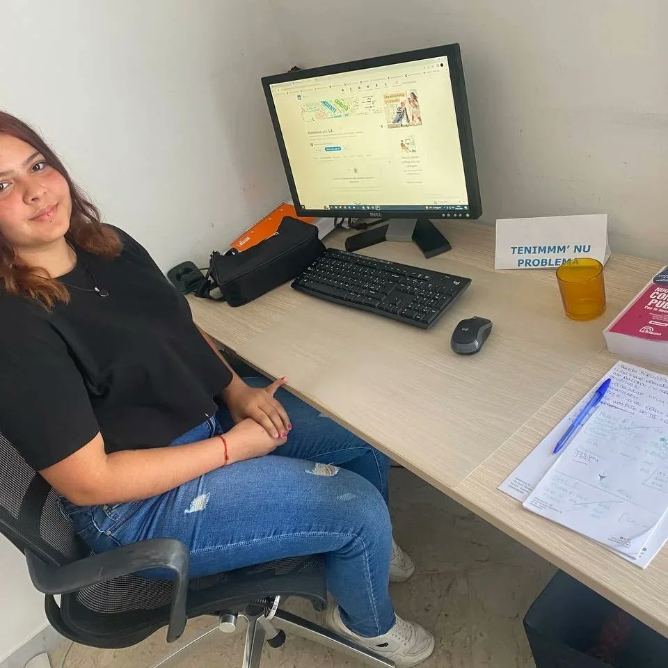 FpSedavi's tweet photo. Siguen nuestros alumnos en sus empresas de Salerno y Malta disfruta de esta experiencia enriquecedora como es el proyecto Erasmus.Siempre on ,Colegio Sedaví.
#LarrodéColegio #ColegioLarrodé #EducaciónSecundaria #centrodocenteguia #colegiovamar #colegiosocorro #iesberenguerdalmau https://t.co/eJMv3FQLLS