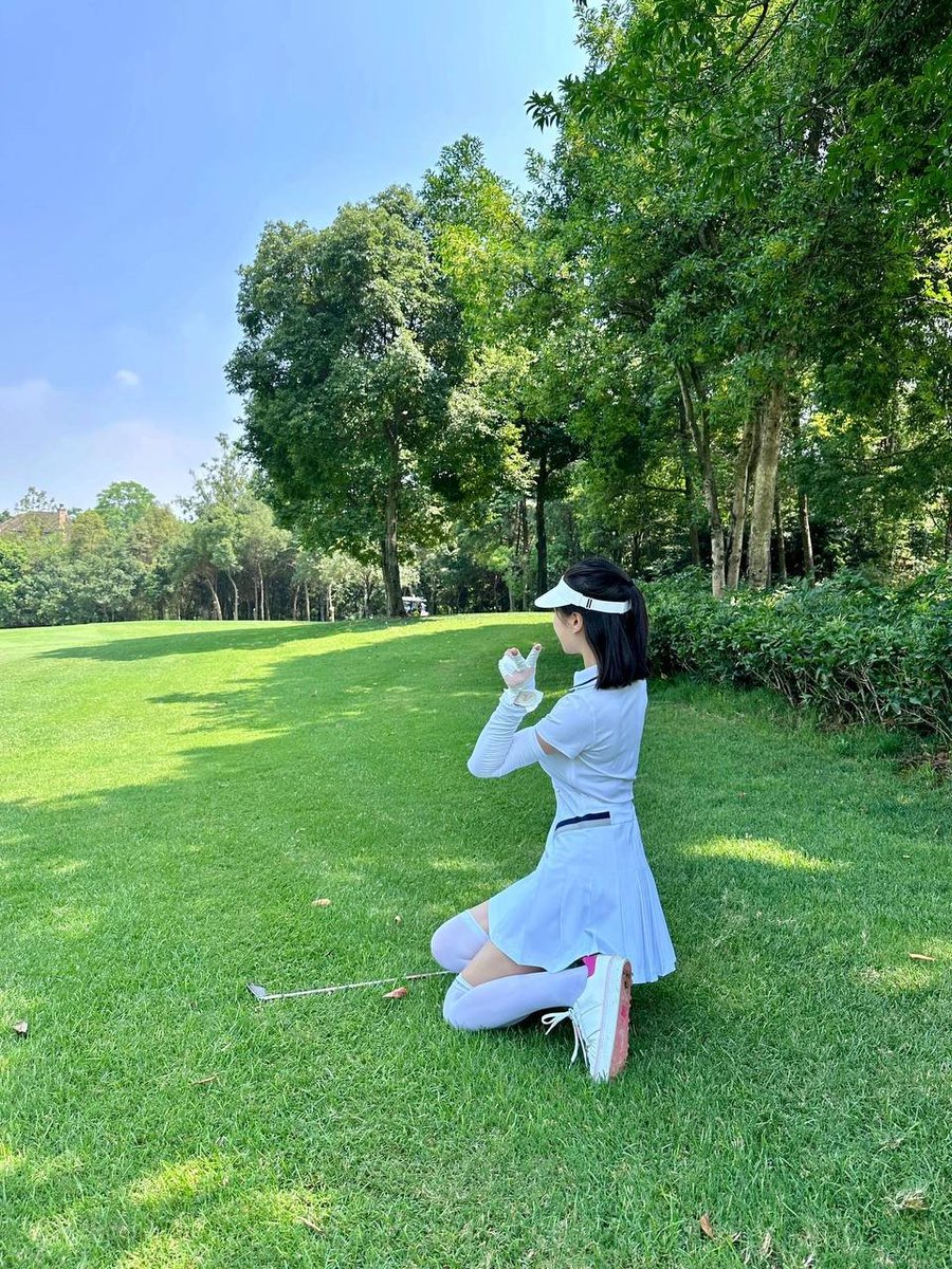 rubycalime84's tweet image. Play golf with friends and enjoy the weekend