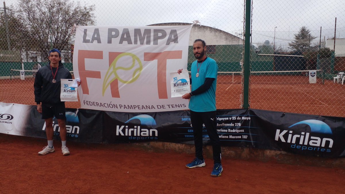 #Tenis 🎾 | Juan Pablo Rodriguez se coronó campeón de la Fase Complementaria tras derrotar por 9-1 a Tomás Muñoz. ¡Felicitaciones! 

La organización estuvo a cargo de <a href="/DePampeana/">Federación Pampeana de Tenis</a>