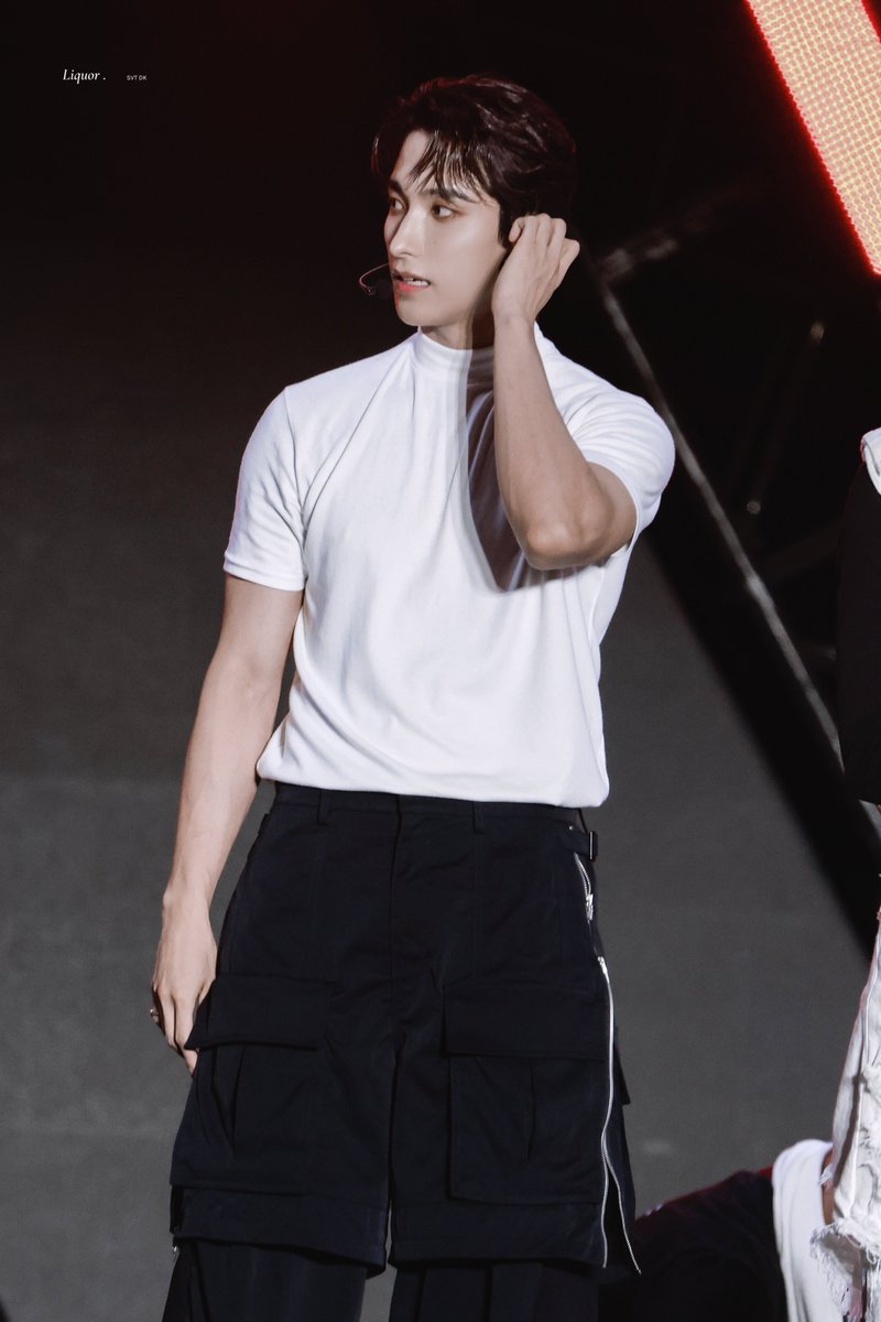 Liquor218's tweet photo. 230709 TEMA 

HD

#도겸 #DK #이석민 #DOKYEOM #세븐틴 #SEVENTEEN https://t.co/3MTX7bSmU0