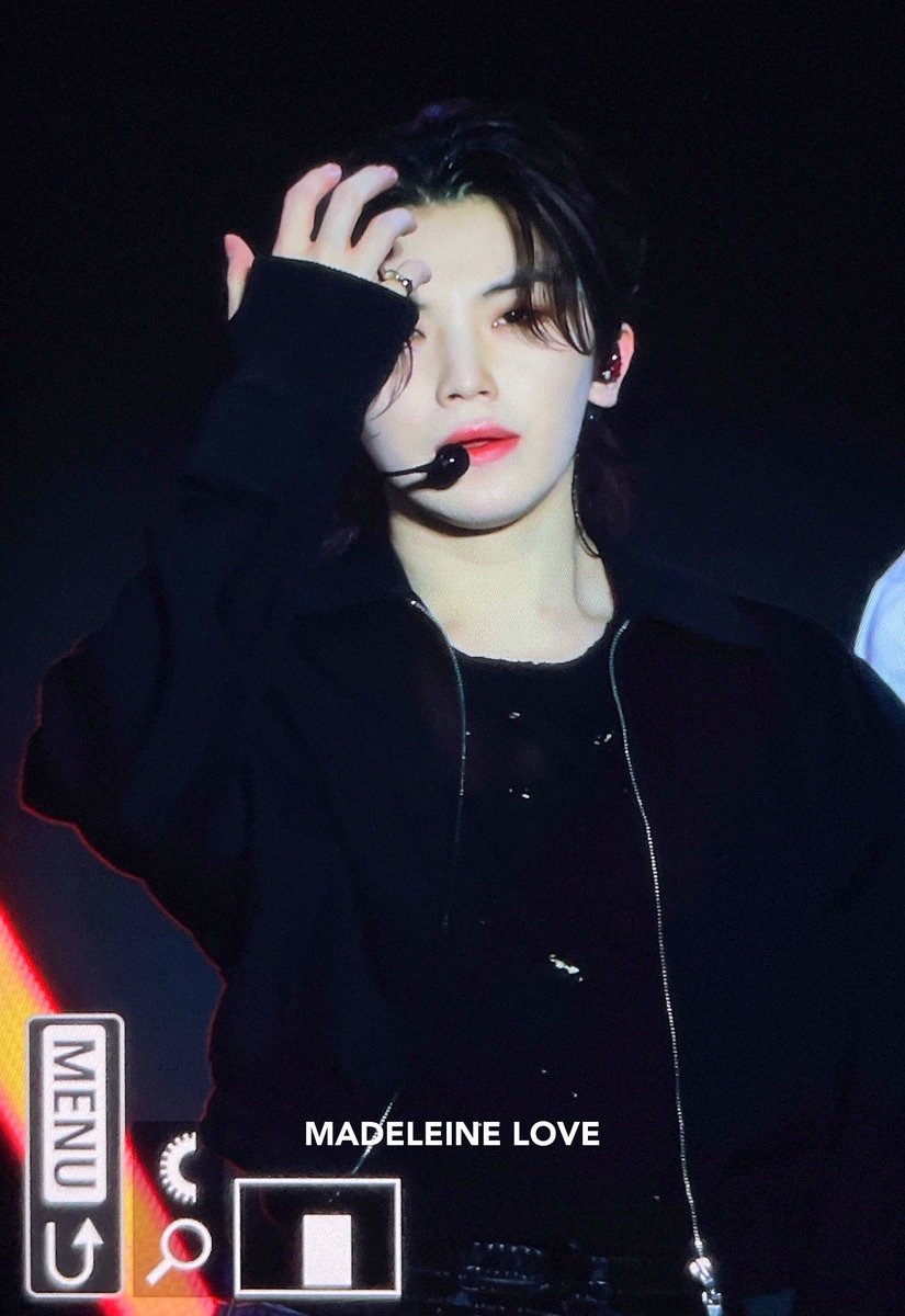 wzmadeleinelove's tweet image. 230709 TMEA 프리뷰
#세븐틴 #우지 @pledis_17 
지후나 고생해따, ,,