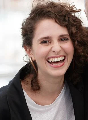 merlinpapin3's tweet photo. .@FredOL69007 On souhaite un Bon Anniversaire à #CarolDuarte qui a 32 ans on peut la voir dans

La Chimère
la vie Invisible de Euridice Gusmao
Le Prix du Désir https://t.co/nGKuqGaHLX