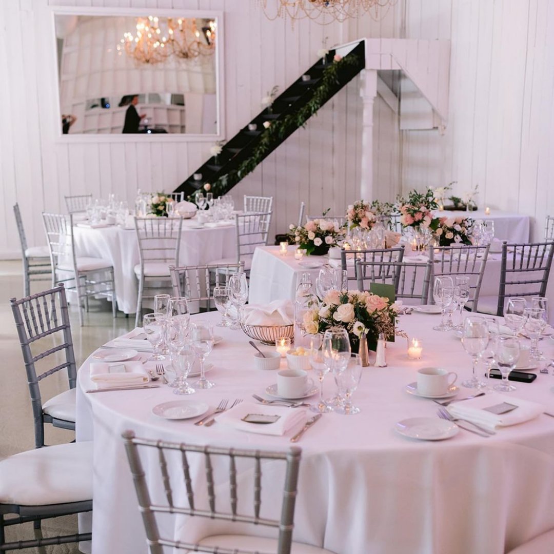 Rosy Hues

You can never go wrong with a romantic rose-filled wedding - especially in tones of blush. 

We just can't get enough of this Fieldhouse wedding.