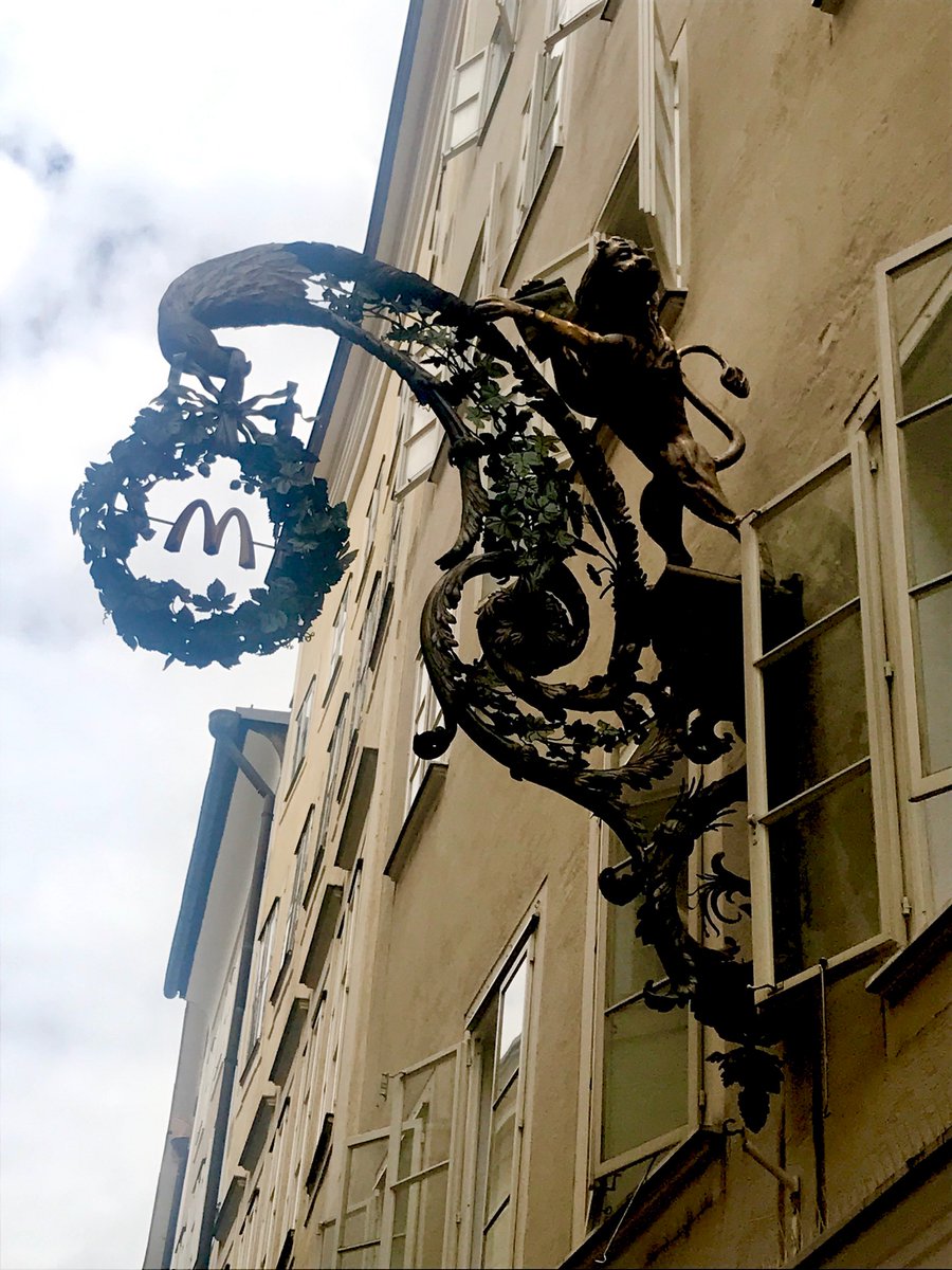 MarketaZapletal's tweet photo. McDonald’s in Salzburg
#architecture #traditional https://t.co/P0yXp6L5WE