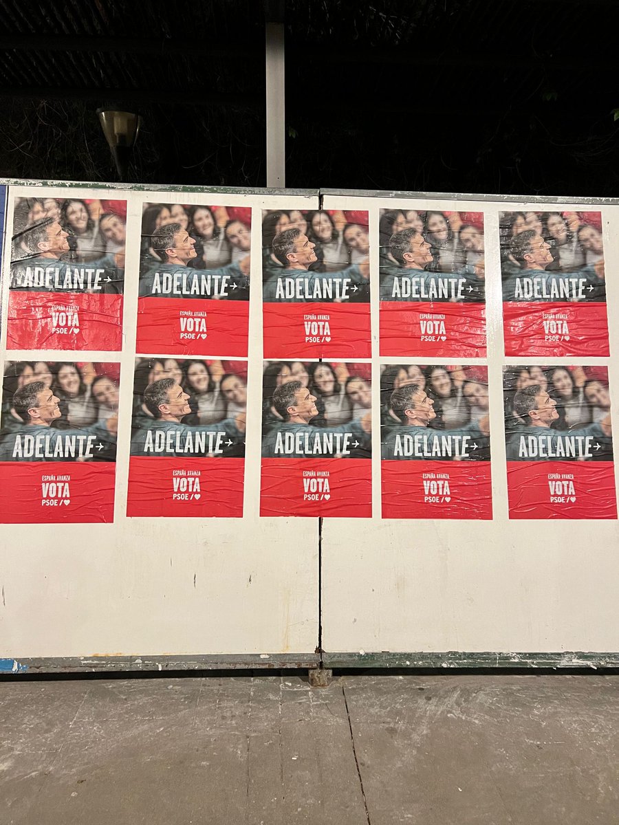 PSOE_Castalla's tweet photo. 👉🏼Anit va començar la campanya electoral per al 23J# a Castalla. 

En les pròximes eleccions ens juguem molt:

✅Continuar avant consolidant tot l'aconseguit. ❌Tornar a un passat fosc i ombrívol.

Amb el teu vot 🗳️ decideixes el teu futur

#VotaPSOE #Adelante #EspañaAvanza https://t.co/ougLVHe4pg