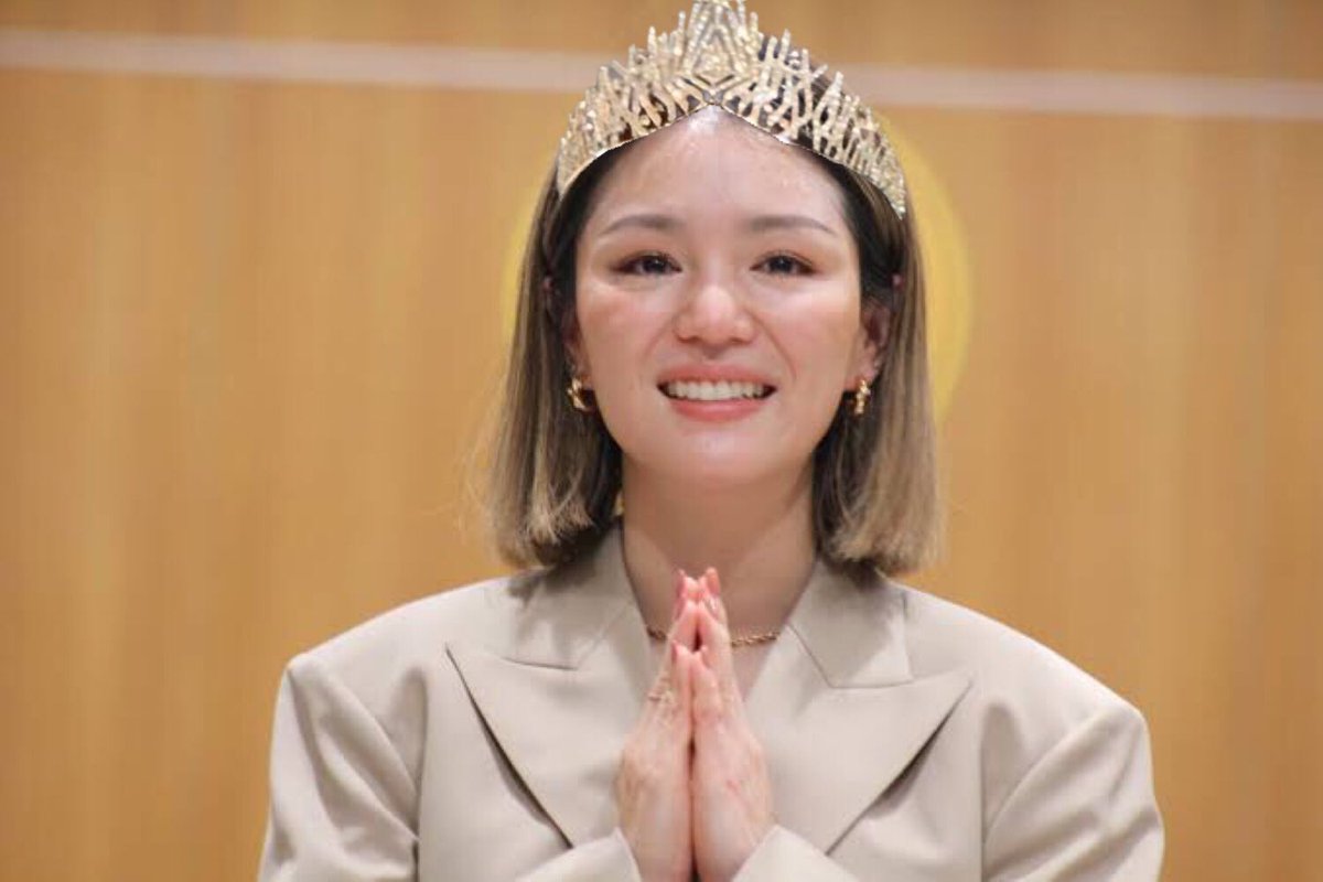 มอบมงให้เลยค่ะ ประชาธิปไตยมาเต็ม สวยและมีสมองแบบนี้เอาใจเราไปเลยค่ะ👑#มาดามเดียร์ #นายกพิธา #สวต้องเคารพเสียงประชาชน