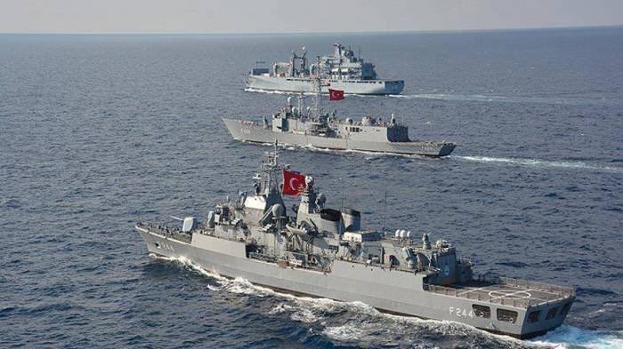 uarealitynow's tweet image. 🇹🇷 🇺🇦 Turkey and Ukraine have confirmed that the grain agreement will remain, even if Russia formally withdraws from it.

The Turkish Navy will ensure the security of corridors for ships