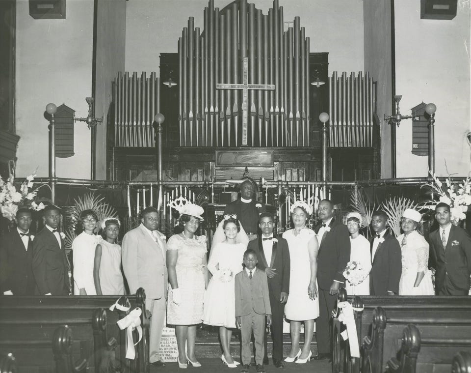 NonHumanMedia1's tweet photo. Wedding at St Stephen AME Church, Wilmington, North Carolina, 1967 https://t.co/DPMm5gibpy