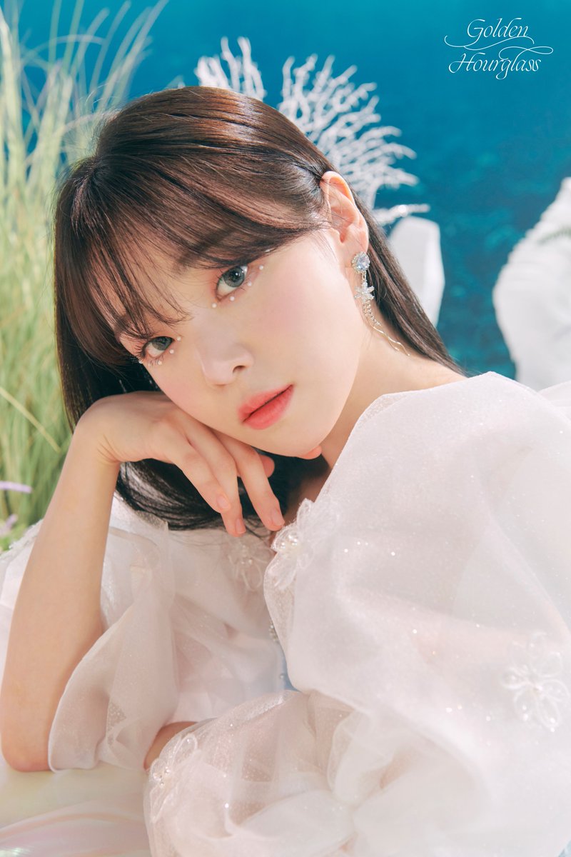 Ohmygirl golden hourglass ユビン　ビニ　トレカ　md OHMYGIRL_official on X: 