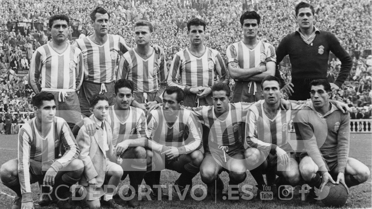 RCDeportivo's tweet photo. #ASNOSASLENDAS | Ex xogador e ex adestrador do #Dépor, mito do fútbol mundial e heroe para varias xeracións de coruñeses e galegos https://t.co/kQ7JiXargM
💙 #DEP, Luisito ⚽️🥇
#SempreConNós https://t.co/r1QHxWkvFP
