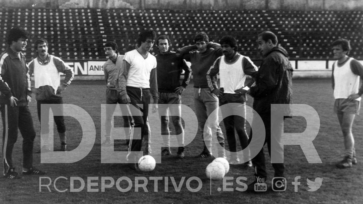 RCDeportivo's tweet photo. #ASNOSASLENDAS | Ex xogador e ex adestrador do #Dépor, mito do fútbol mundial e heroe para varias xeracións de coruñeses e galegos https://t.co/kQ7JiXargM
💙 #DEP, Luisito ⚽️🥇
#SempreConNós https://t.co/r1QHxWkvFP