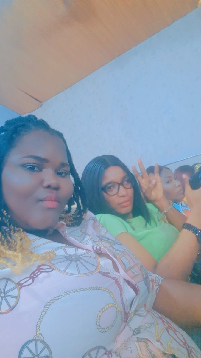 Jenystitches's tweet image. Time to Hangout, Interact, and meet people at the Onitsha Twitter Hangout @OmambalaS 
#Onitshatwitterhangout
#wakeup 
#beincharge