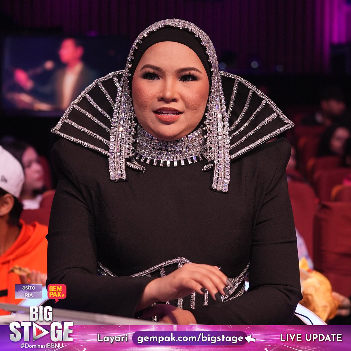 Astro_Gempak's tweet photo. #GempakLive : Barisan juri &amp; Presiden Netizen malam ini!

Saksikan Big Stage Musim ke-5, setiap Ahad jam 9 Malam di Astro Ria dan strim di Astro GO

#BigStage5 #BigStage2023 #DominasiBBNU #AstroBaharu #BukalahHati https://t.co/bBvMTO2F6Q