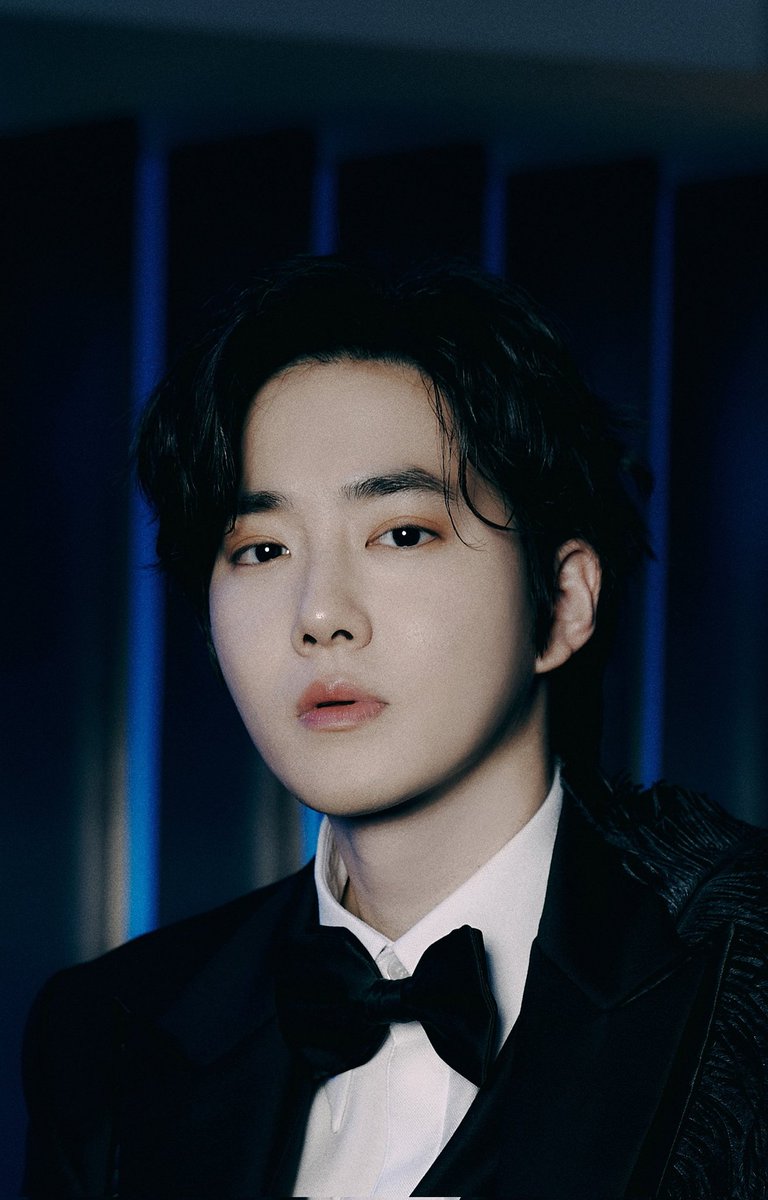 YES, YOU ARE THE MOST BEAUTIFUL AND CHARMING MAN IN THE WHOLE WORLD 🥹